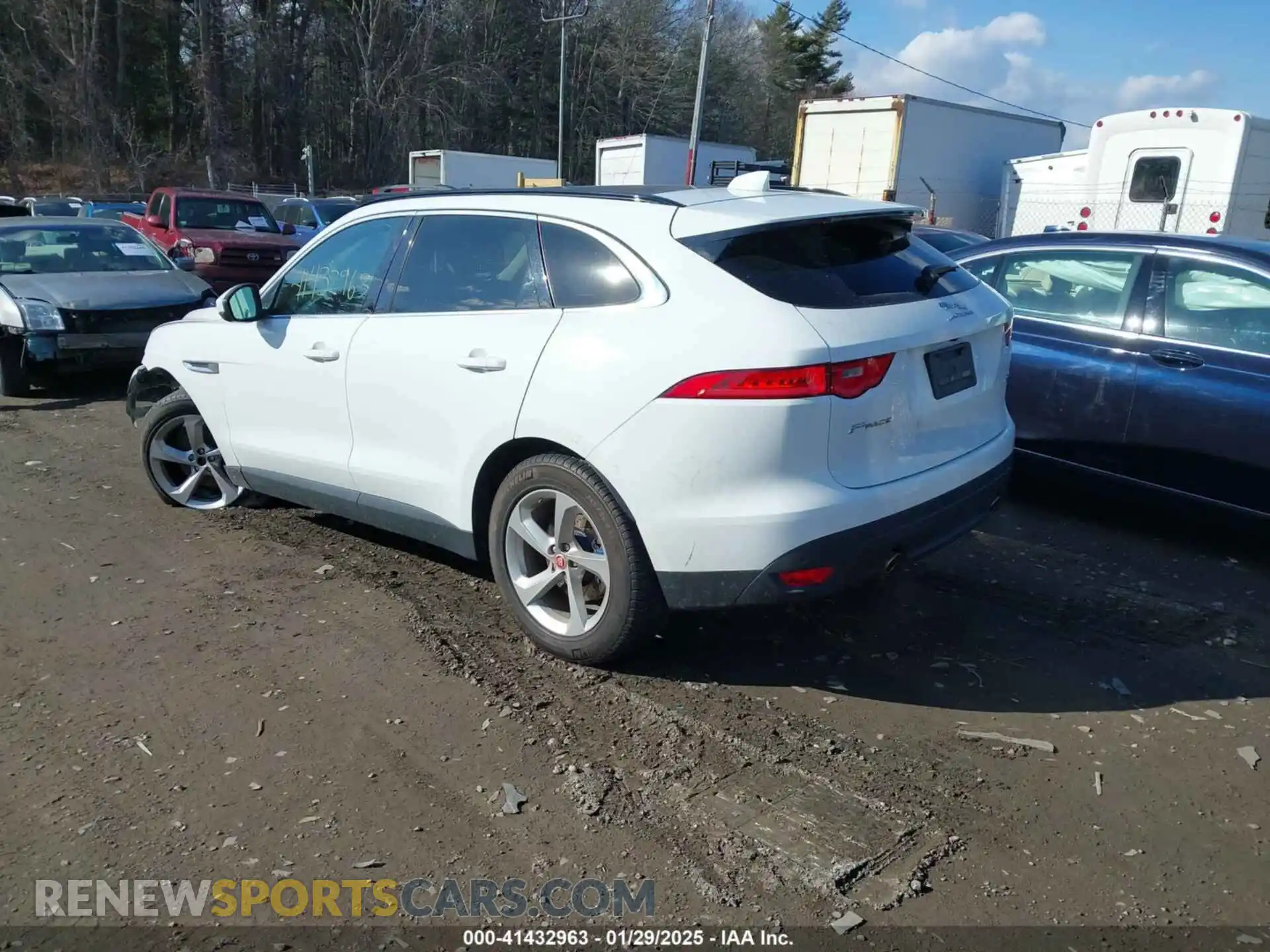 3 Photograph of a damaged car SADCJ2FX2KA357093 JAGUAR F-PACE 2019