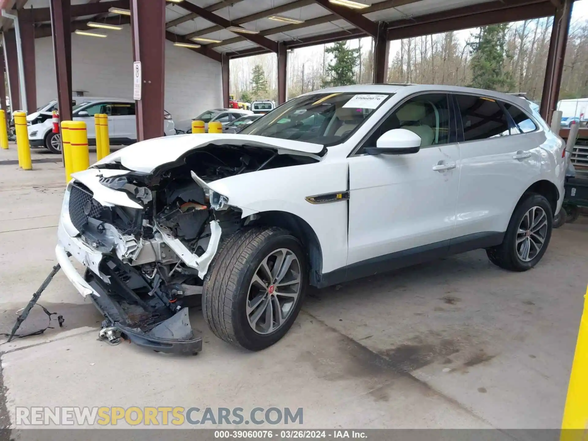 2 fotografías del automóvil dañado SADCJ2FX2KA393673 JAGUAR F-PACE 2019