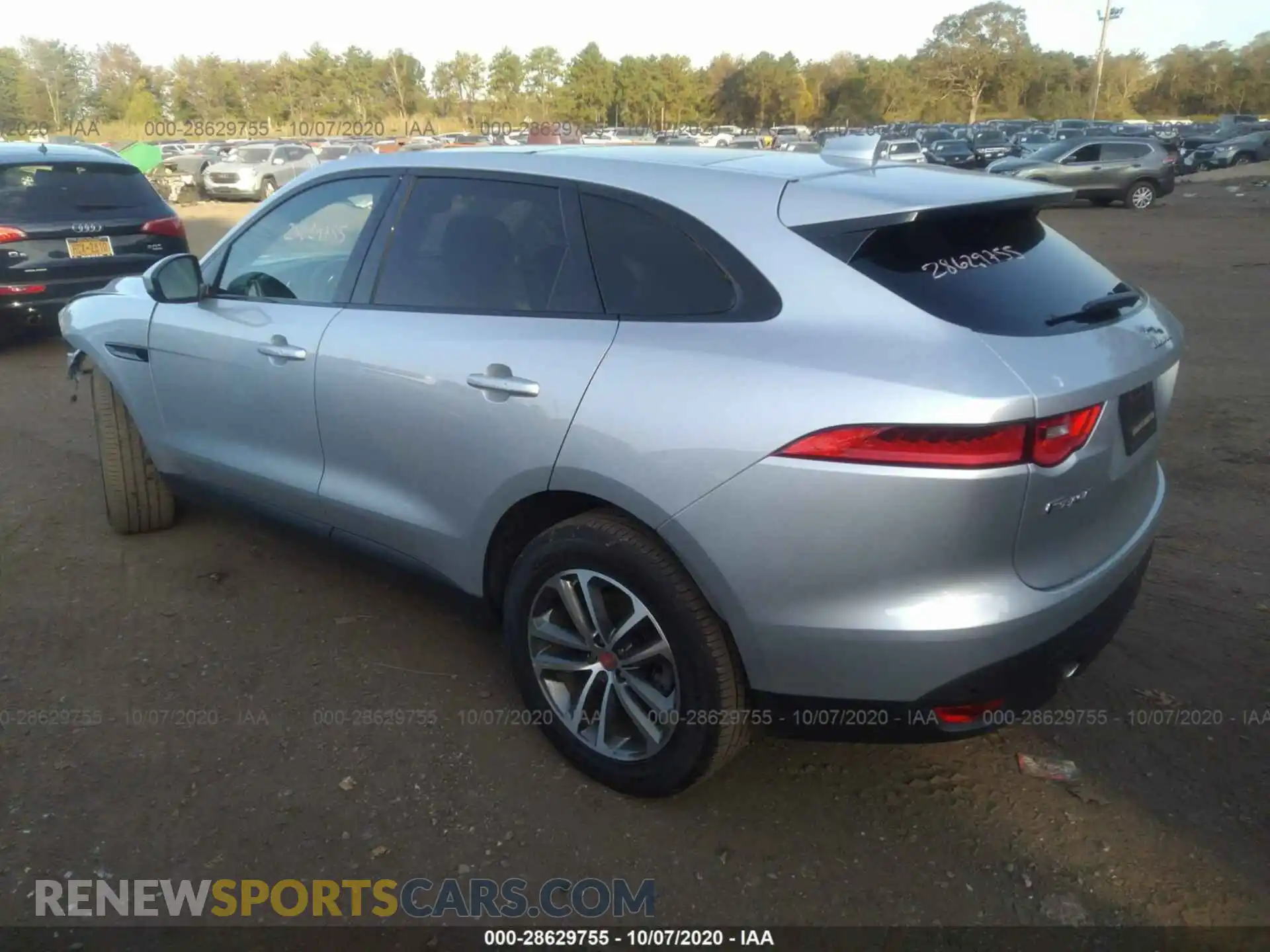 3 Photograph of a damaged car SADCJ2FX2KA396072 JAGUAR F-PACE 2019