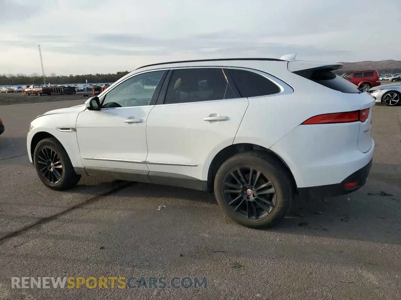 2 Photograph of a damaged car SADCJ2FX2KA601096 JAGUAR F-PACE 2019