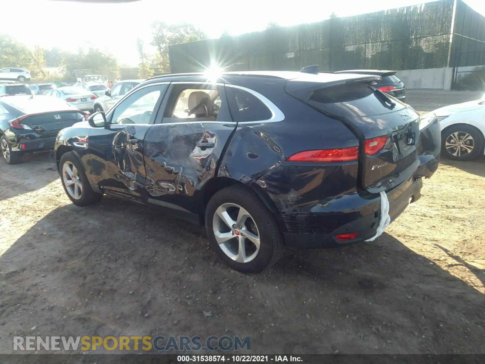 3 Photograph of a damaged car SADCJ2FX3KA601284 JAGUAR F-PACE 2019