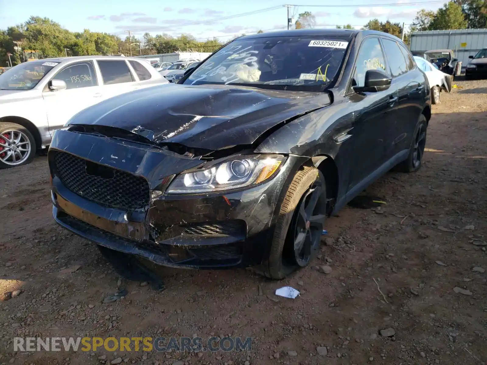 2 fotografías del automóvil dañado SADCJ2FX6KA395622 JAGUAR F-PACE 2019