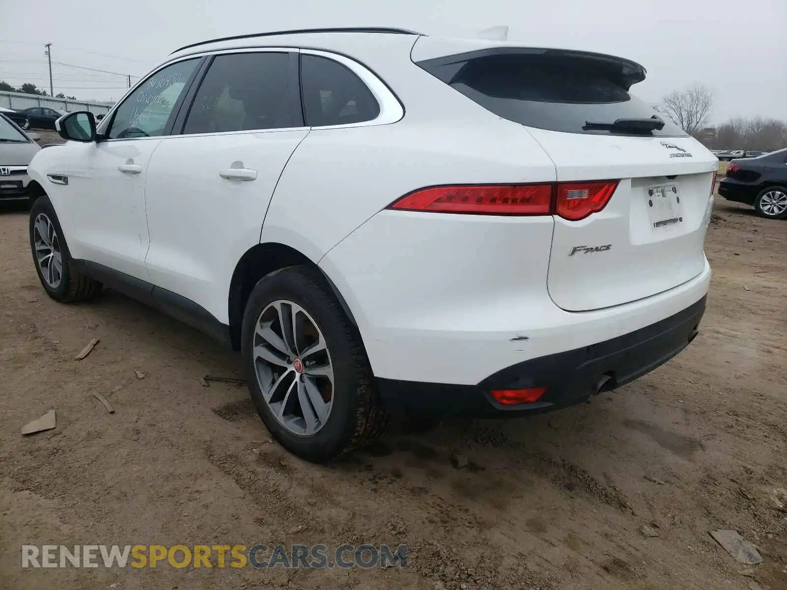 3 Photograph of a damaged car SADCJ2FX8KA396108 JAGUAR F-PACE 2019