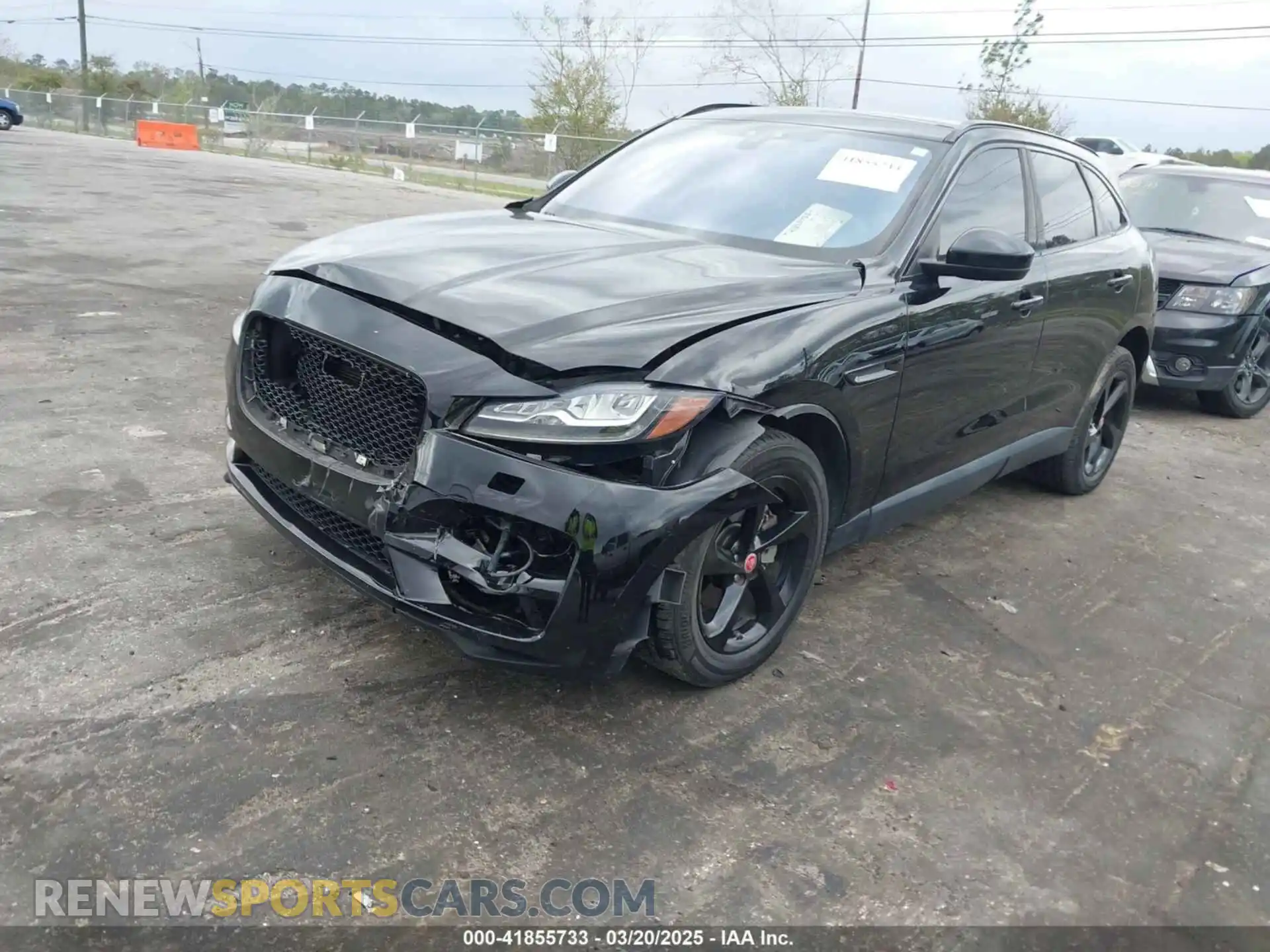 2 Photograph of a damaged car SADCK2FX7KA395593 JAGUAR F-PACE 2019