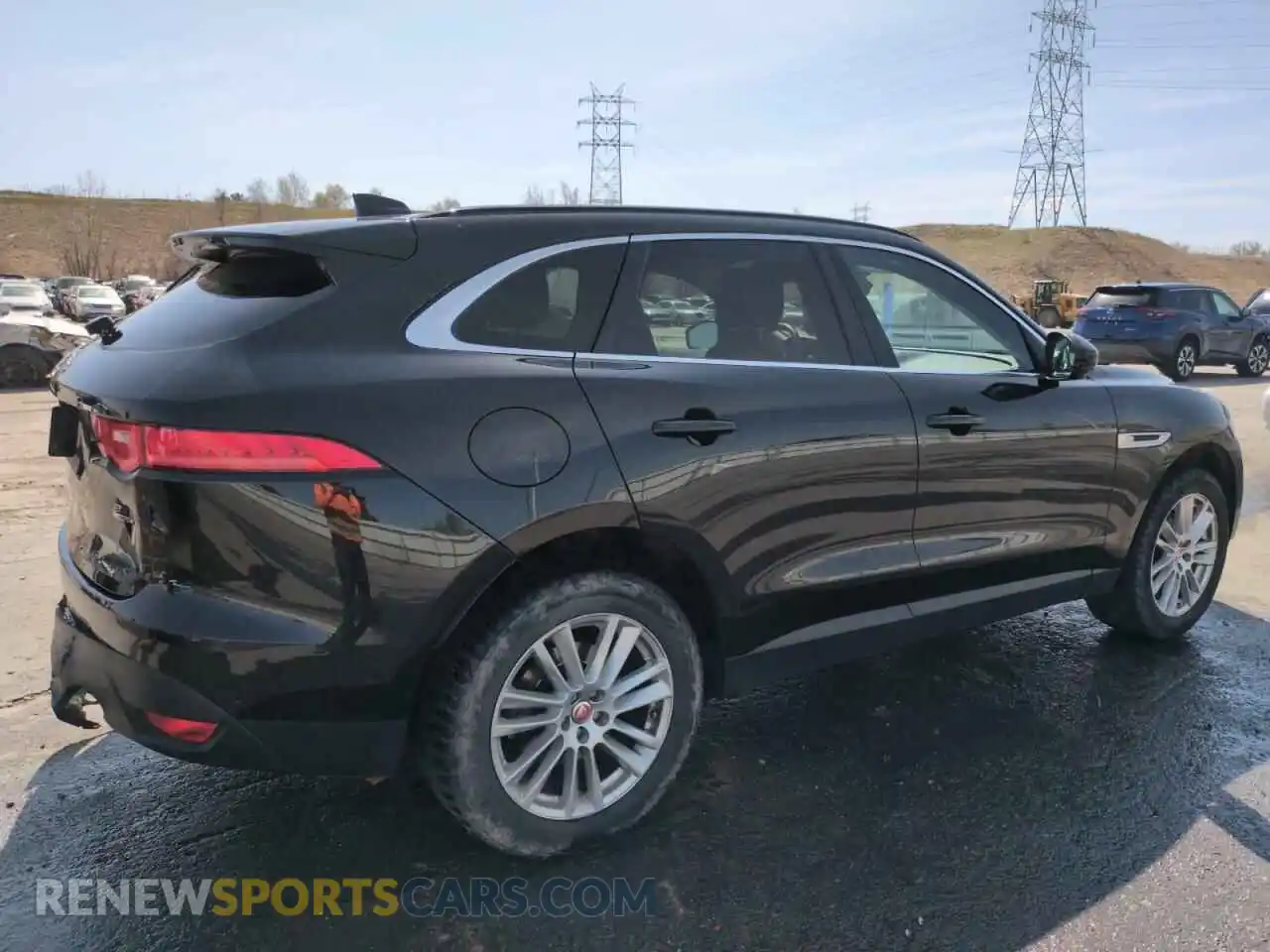 3 Photograph of a damaged car SADCK2FX8KA397627 JAGUAR F-PACE 2019