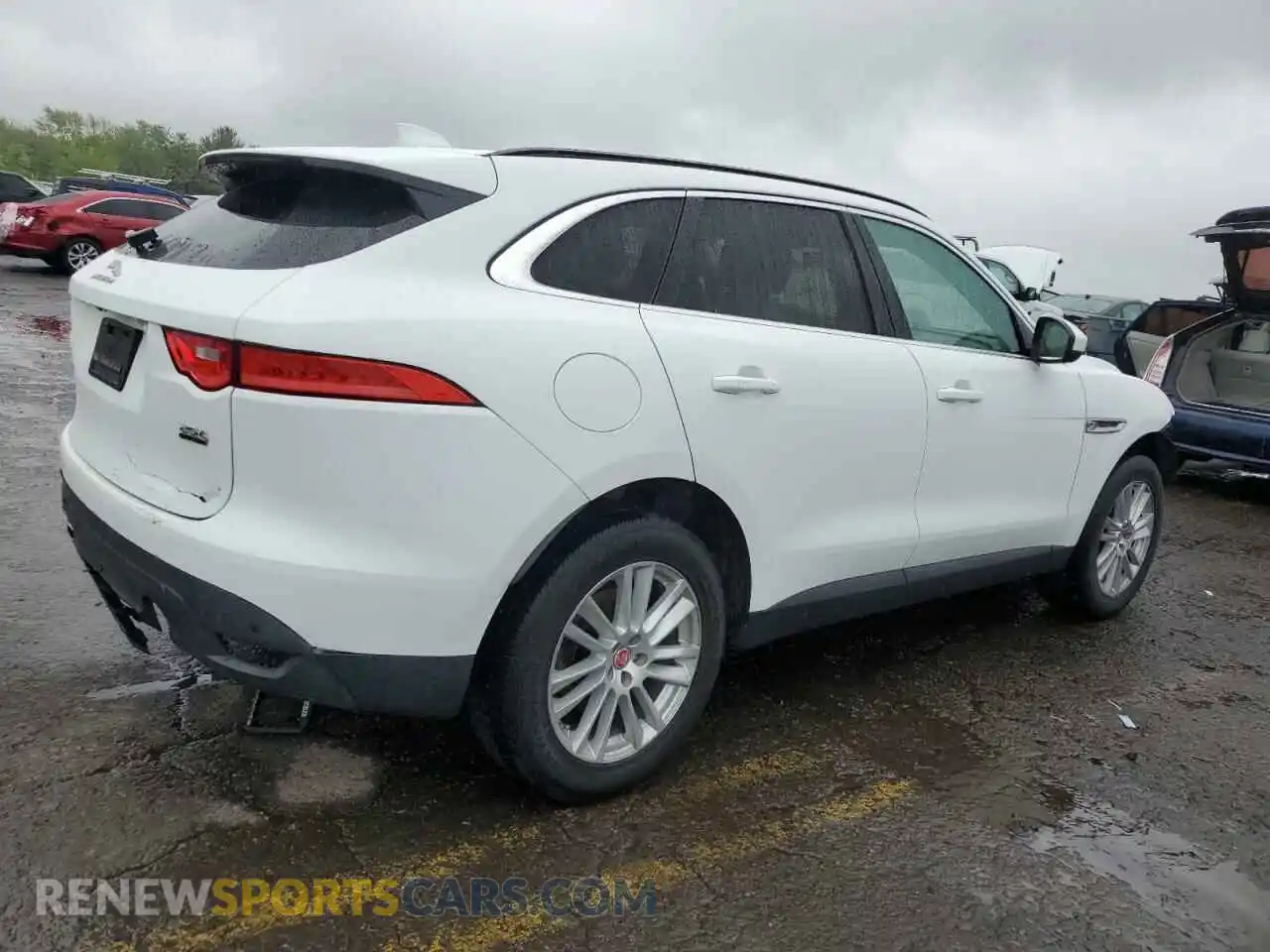 3 Photograph of a damaged car SADCK2FX9KA601576 JAGUAR F-PACE 2019