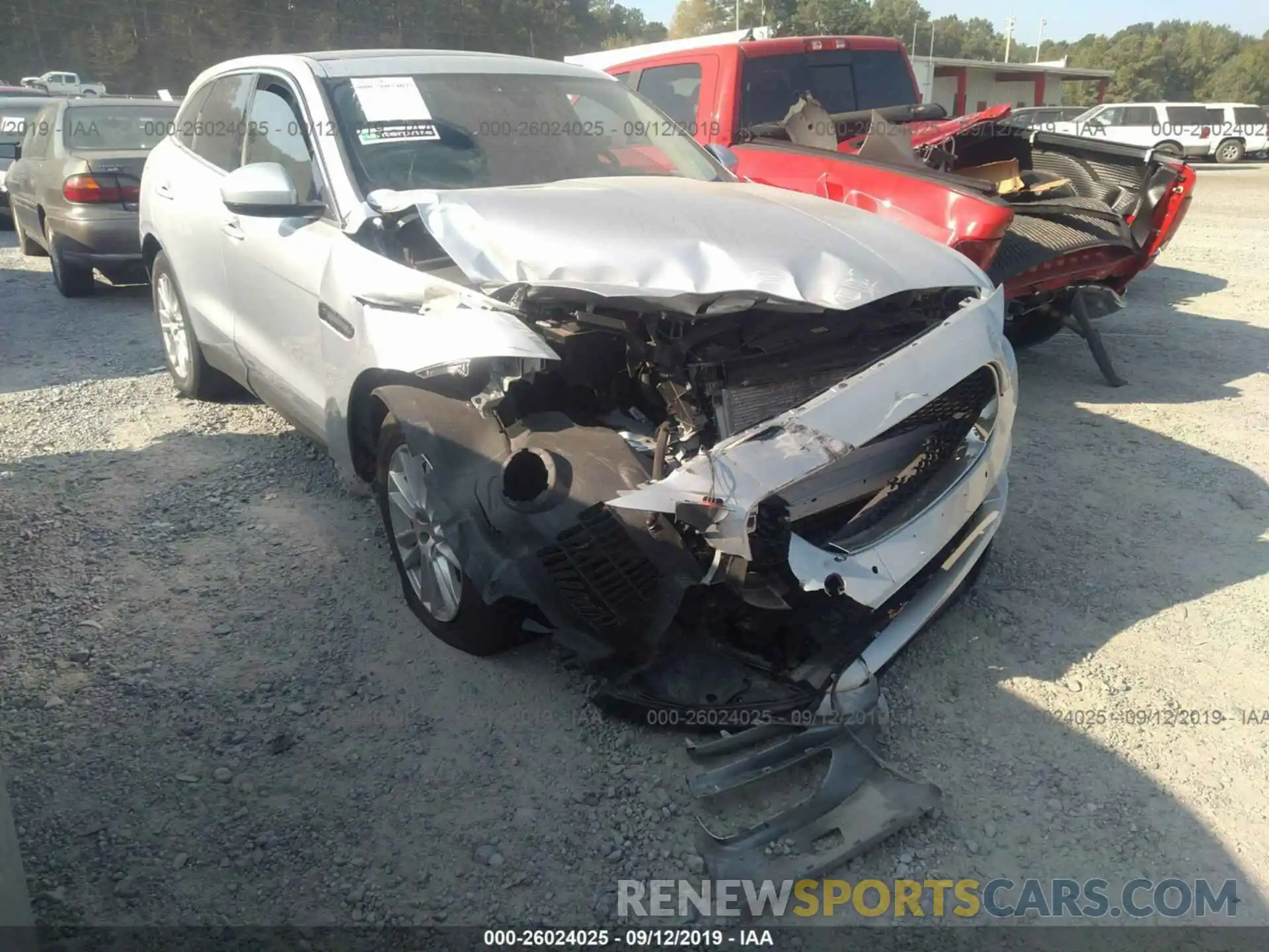 1 Photograph of a damaged car SADCK2GX0KA393053 JAGUAR F-PACE 2019