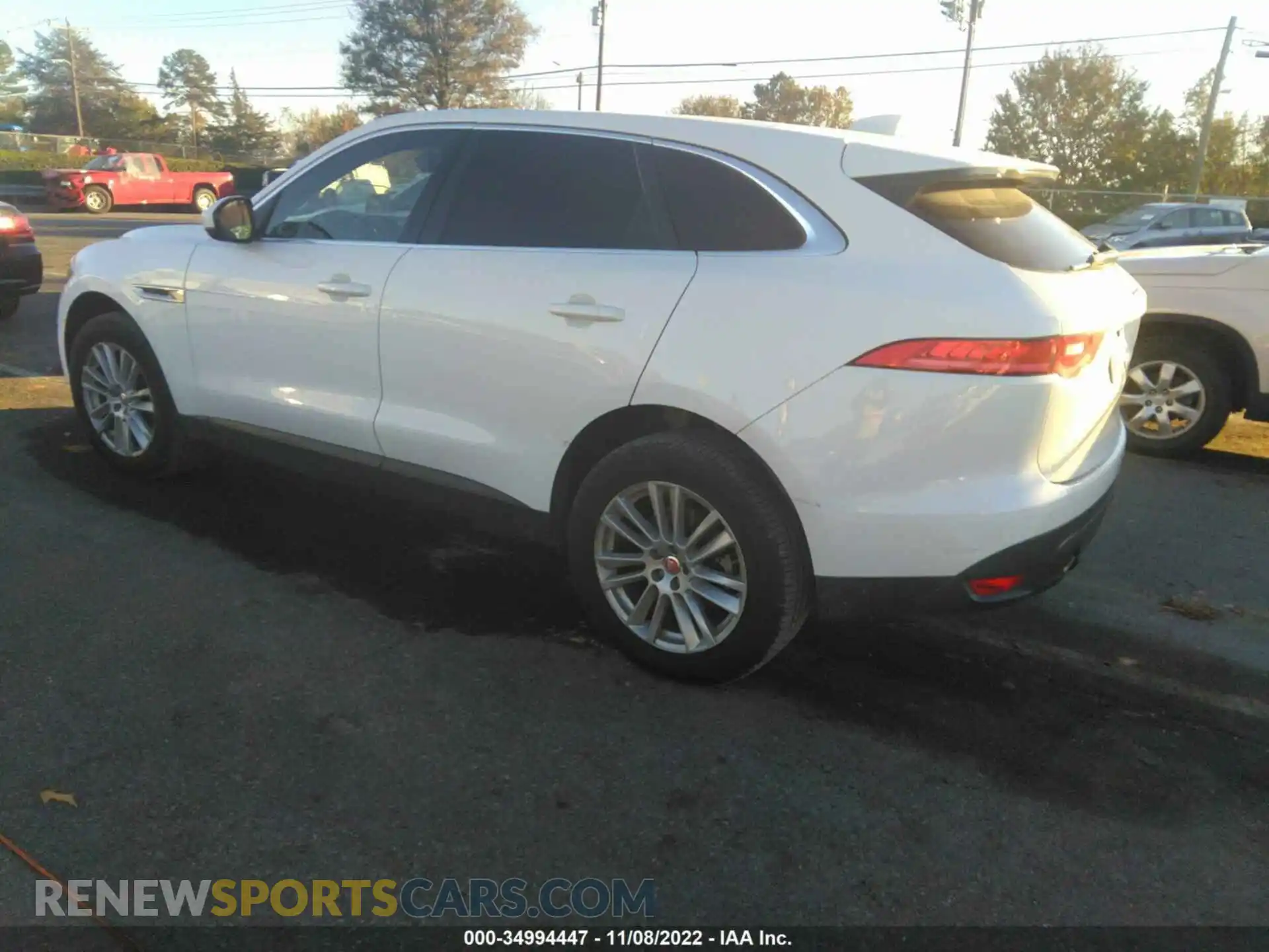3 Photograph of a damaged car SADCK2GX1KA393983 JAGUAR F-PACE 2019