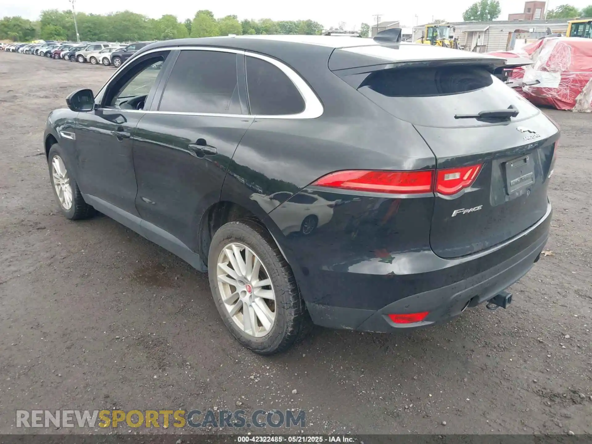 3 Photograph of a damaged car SADCK2GX7KA392837 JAGUAR F-PACE 2019