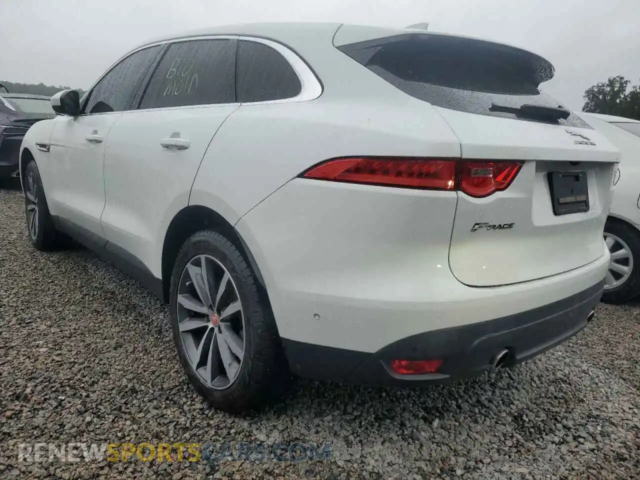 2 Photograph of a damaged car SADCK2GX7KA398511 JAGUAR F-PACE 2019