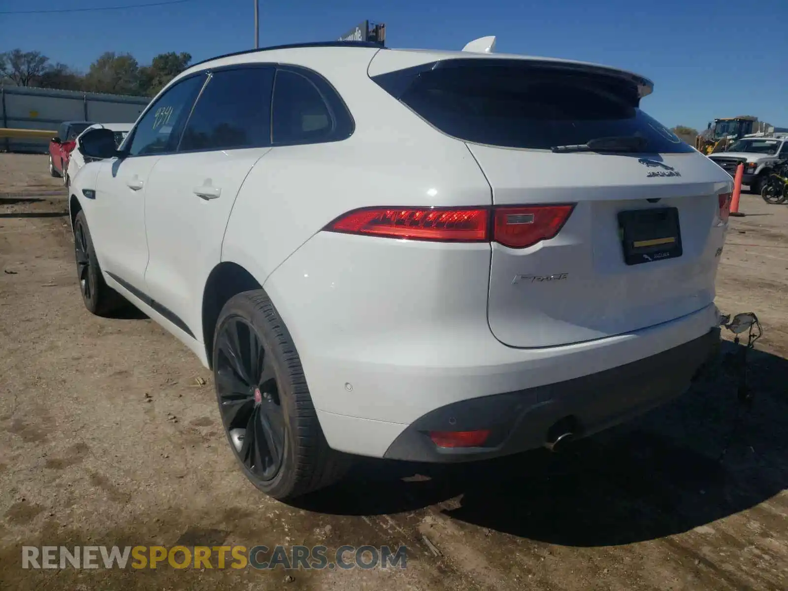 3 Photograph of a damaged car SADCL2FX2KA392369 JAGUAR F-PACE 2019