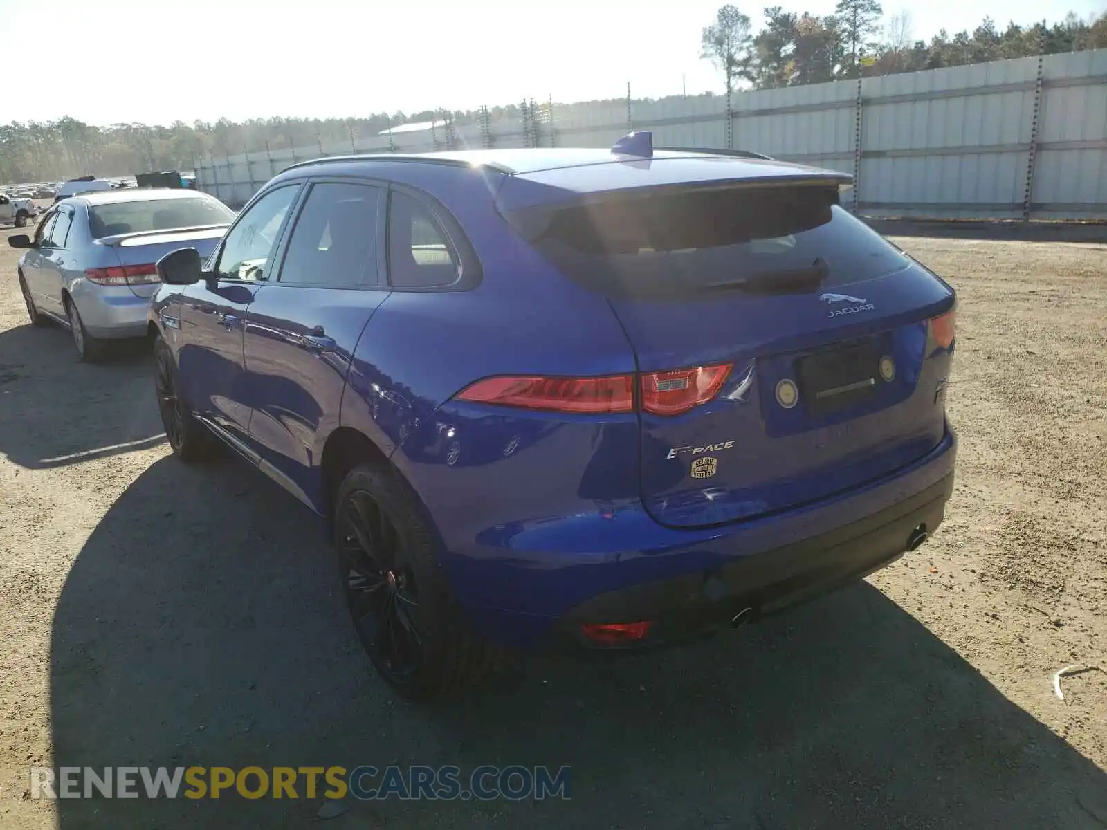 3 Photograph of a damaged car SADCL2FX8KA361529 JAGUAR F-PACE 2019