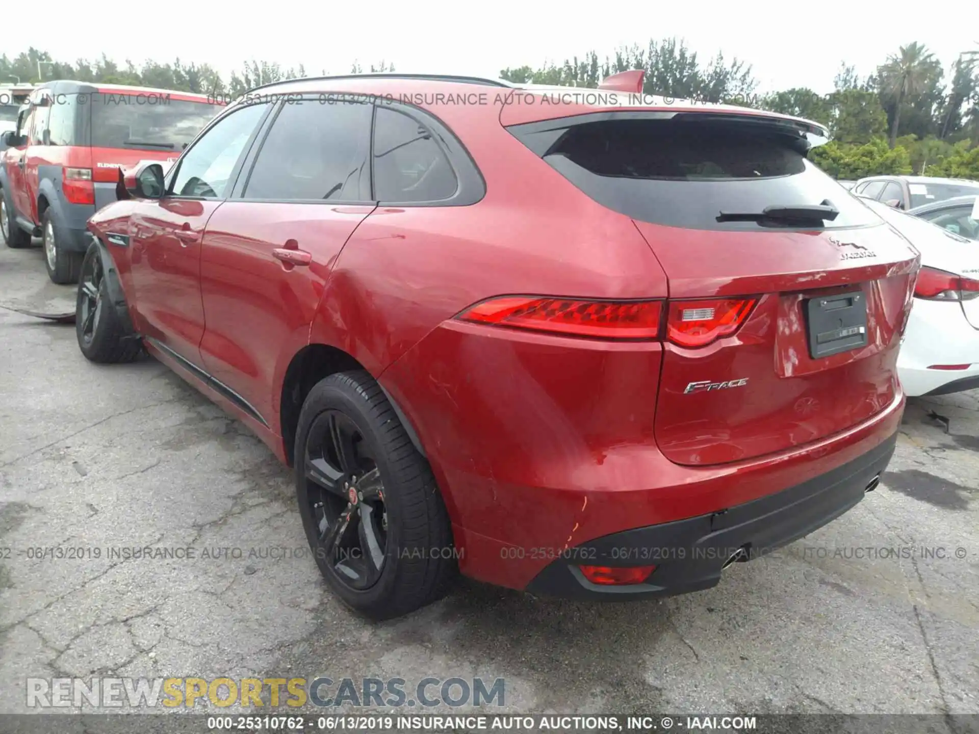 3 Photograph of a damaged car SADCL2FX9KA397536 JAGUAR F-PACE 2019