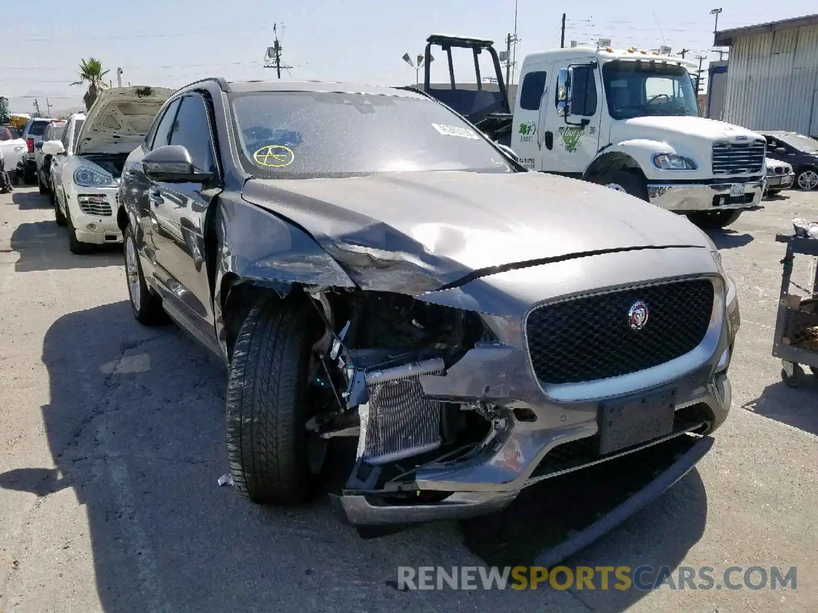 1 Photograph of a damaged car SADCL2FXXKA355960 JAGUAR F-PACE 2019