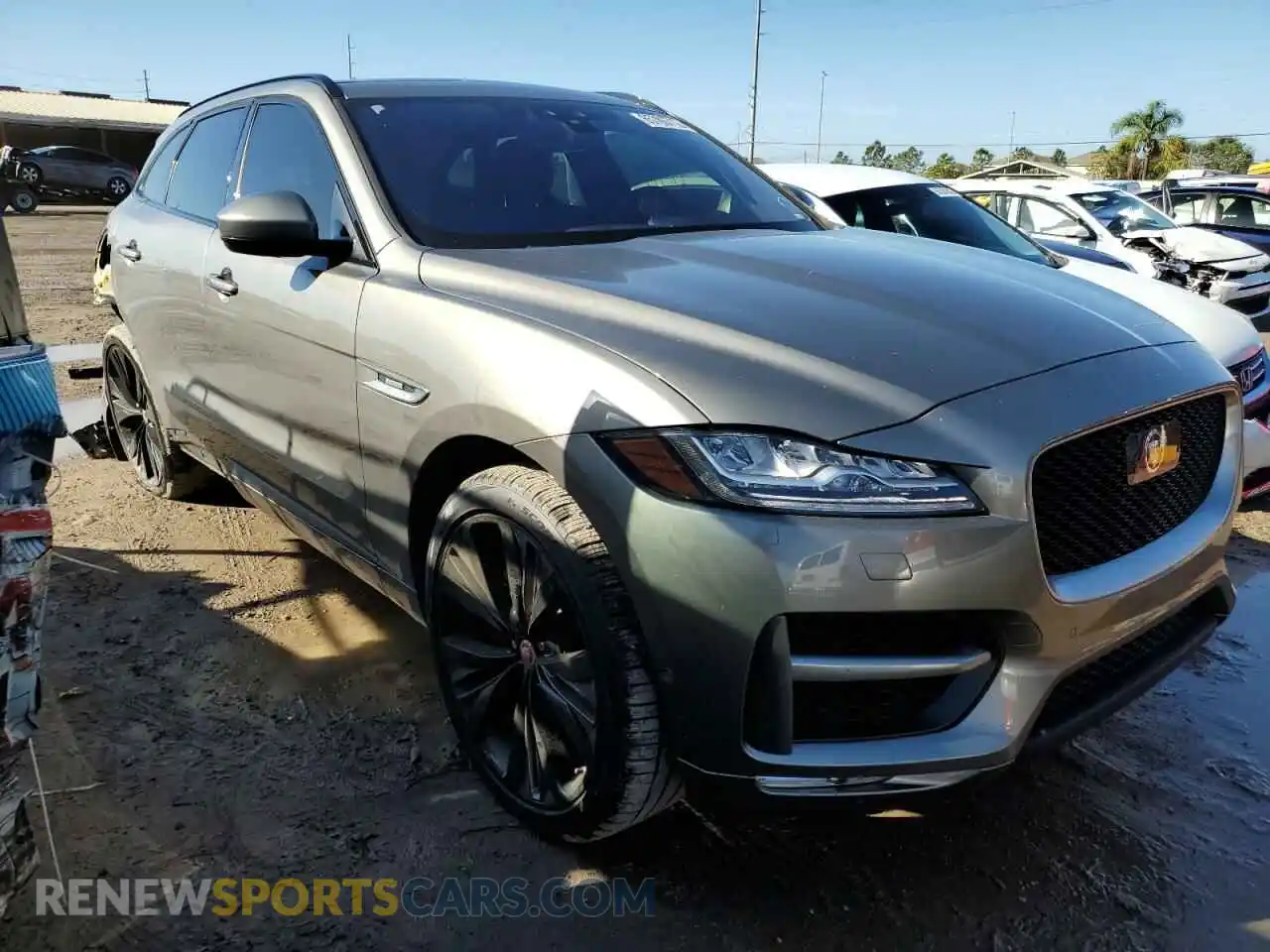1 Photograph of a damaged car SADCL2GX2KA616240 JAGUAR F-PACE 2019