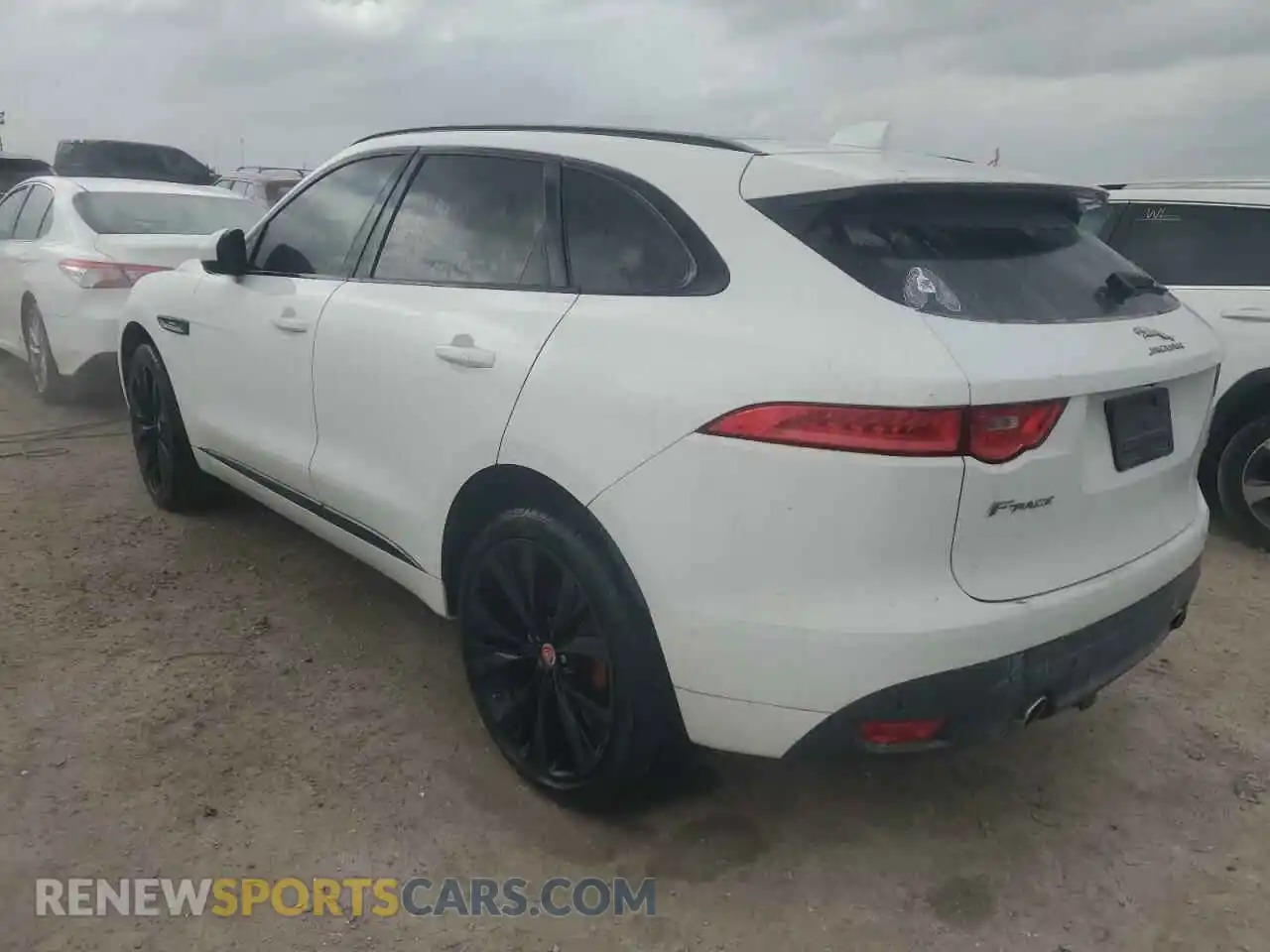 2 Photograph of a damaged car SADCL2GX5KA399802 JAGUAR F-PACE 2019