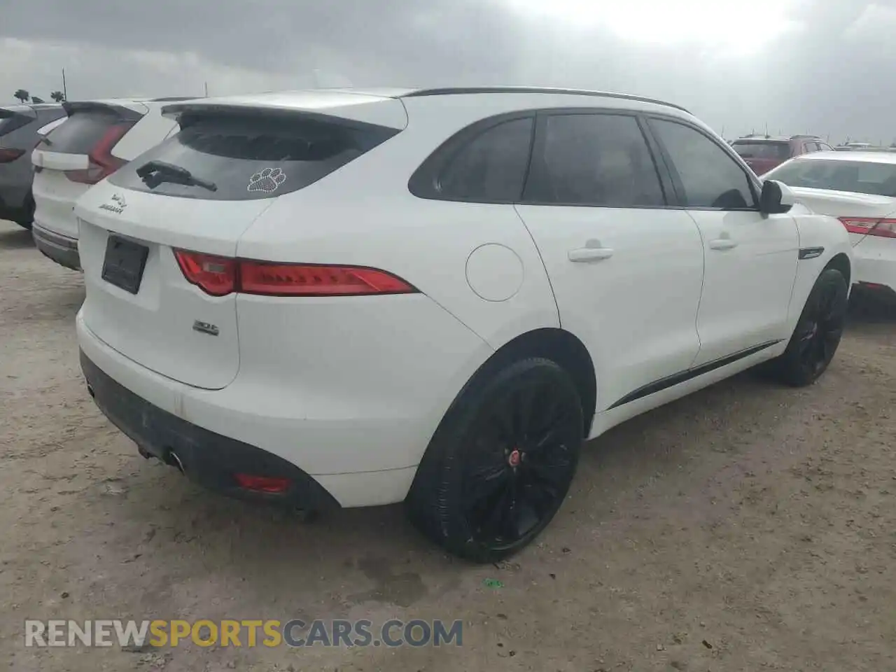 3 Photograph of a damaged car SADCL2GX5KA399802 JAGUAR F-PACE 2019