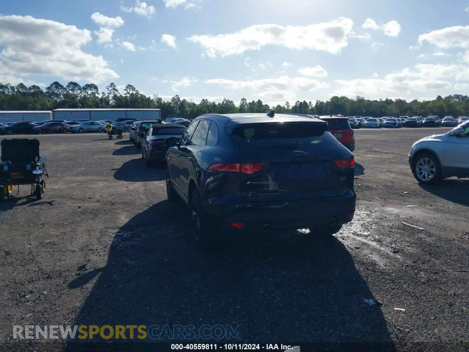 3 Photograph of a damaged car SADCL2GX6KA394382 JAGUAR F-PACE 2019