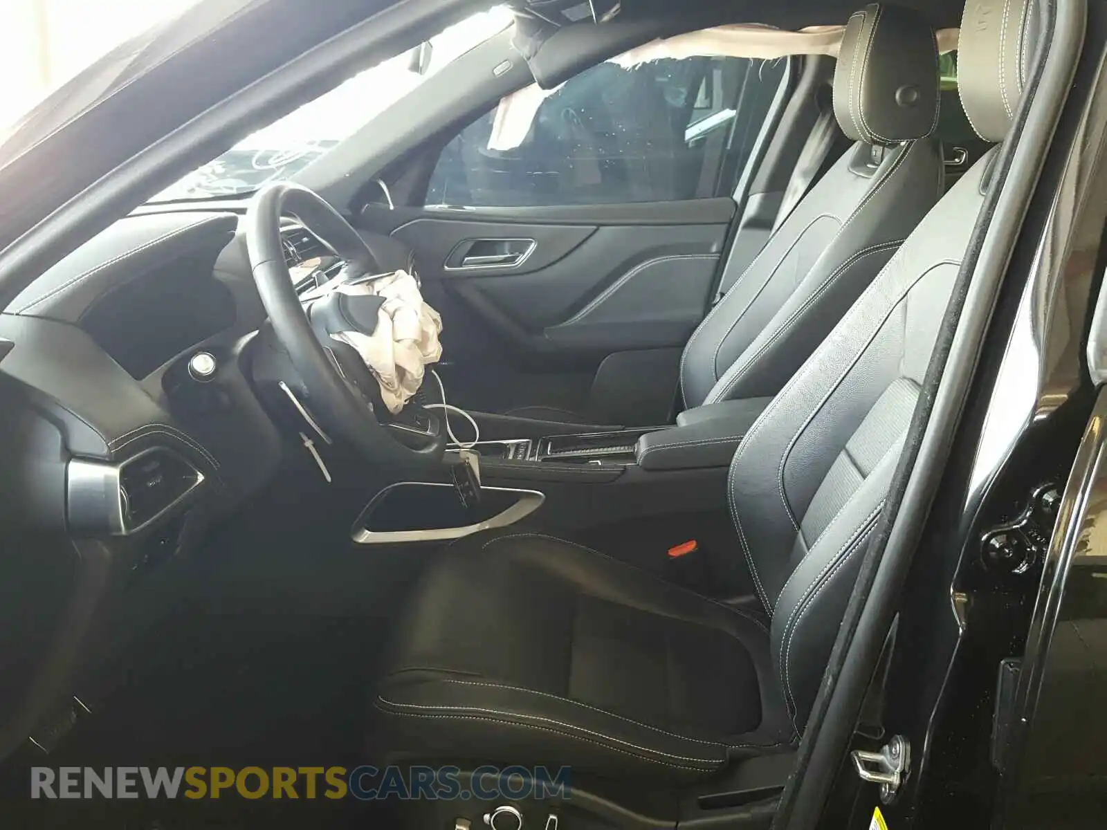 3 fotografías del automóvil dañado SADCM2FV6KA357300 JAGUAR F-PACE 2019