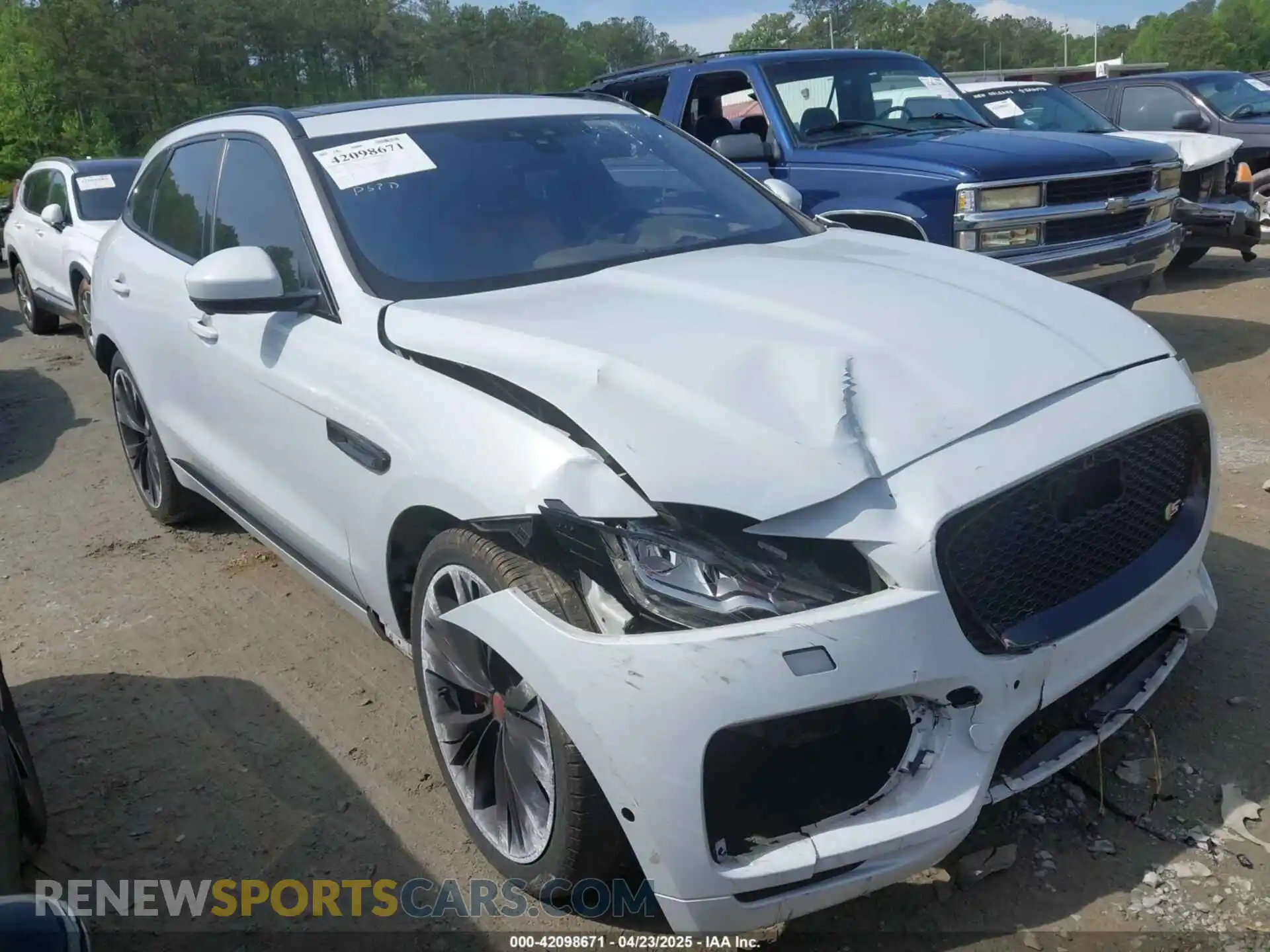 1 Photograph of a damaged car SADCM2FV9KA609878 JAGUAR F-PACE 2019