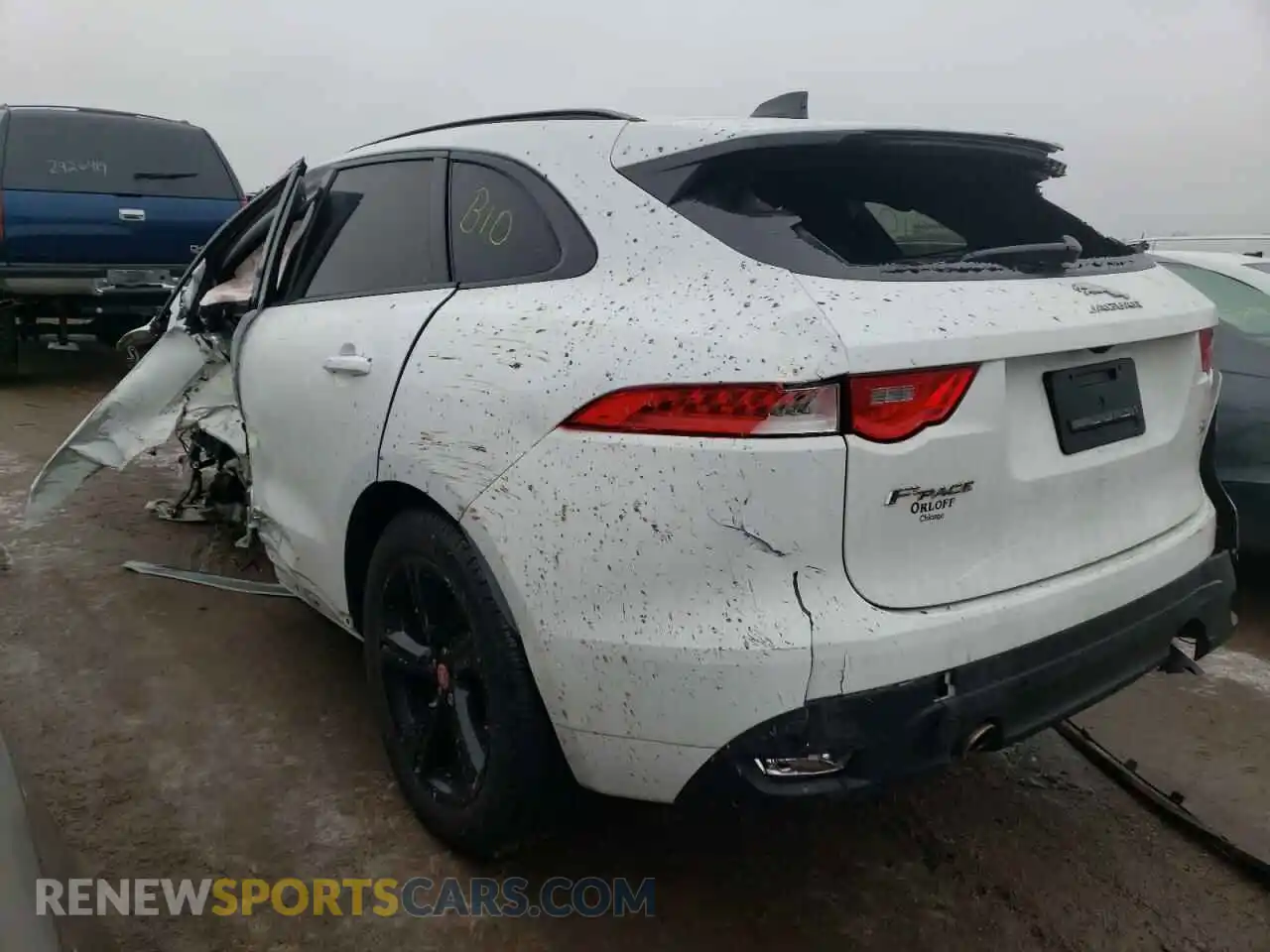 3 Photograph of a damaged car SADCL2FX6LA619211 JAGUAR F-PACE 2020