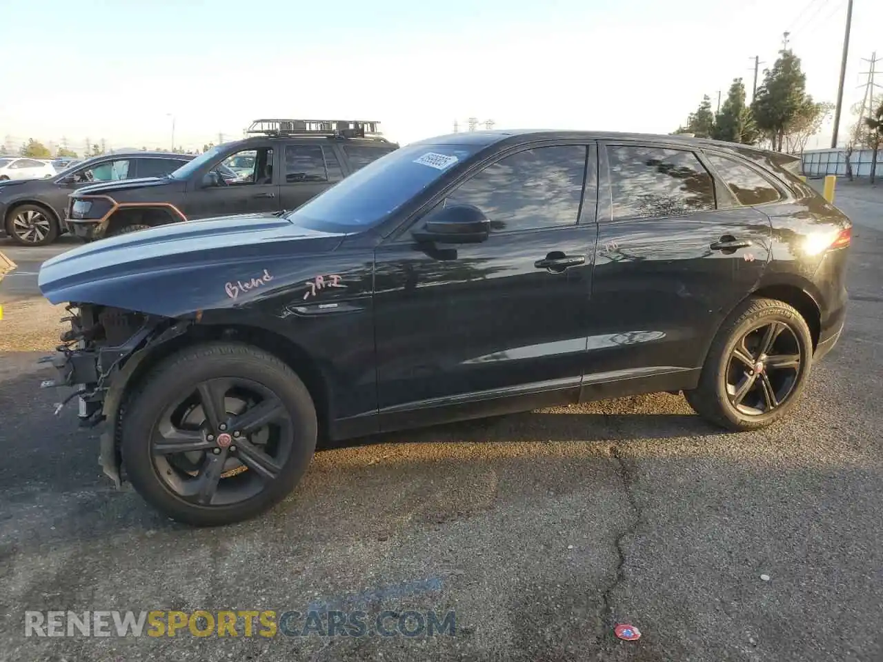 1 Photograph of a damaged car SADCL2FX7LA628001 JAGUAR F-PACE 2020