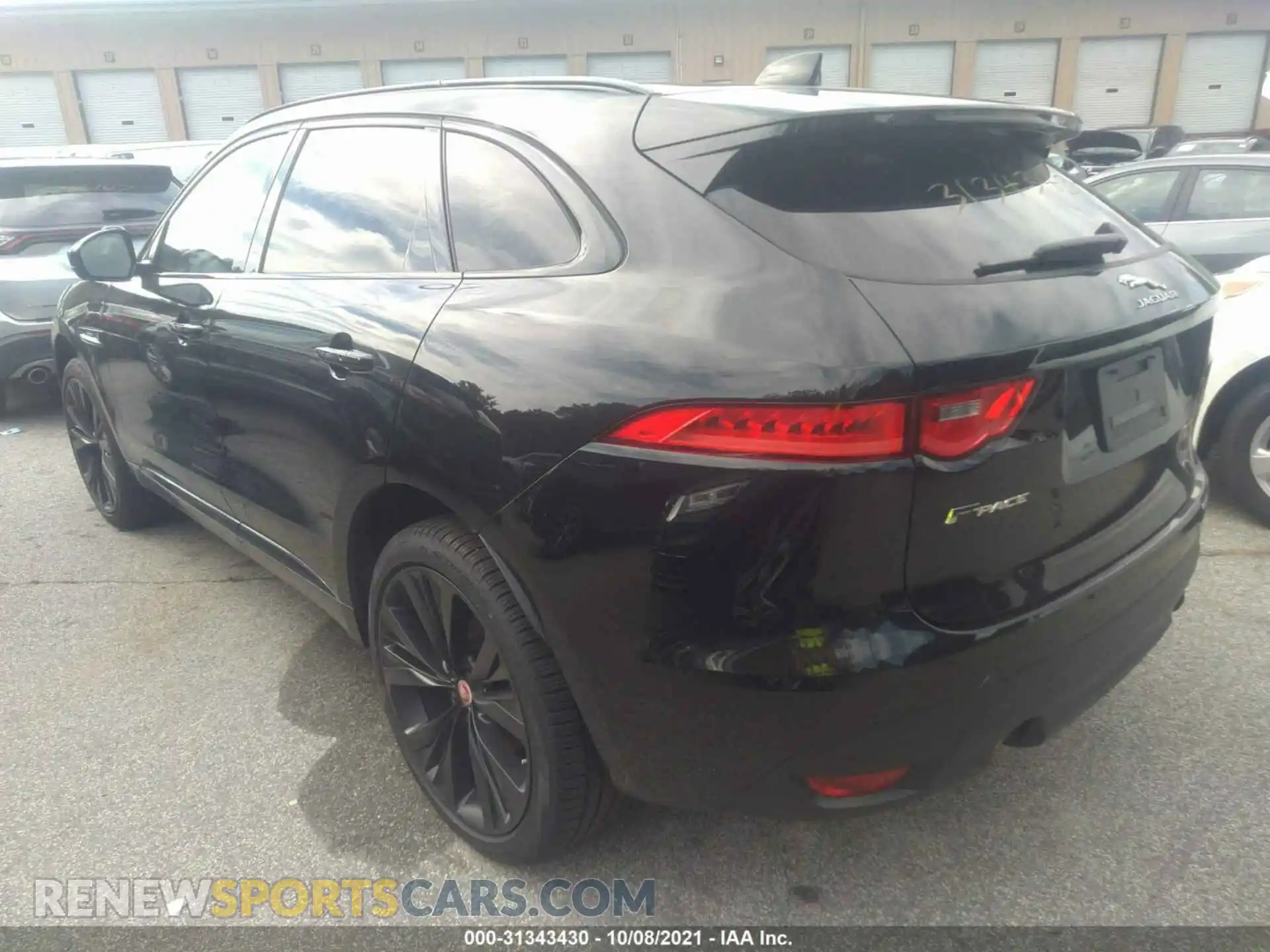 3 Photograph of a damaged car SADCL2GX1LA631622 JAGUAR F-PACE 2020