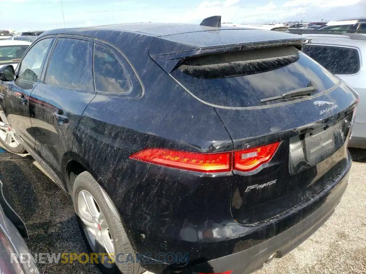 3 Photograph of a damaged car SADCL2GX8LA651494 JAGUAR F-PACE 2020