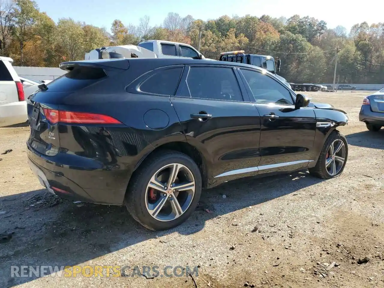 3 Photograph of a damaged car SADCM2FV2LA641105 JAGUAR F-PACE 2020