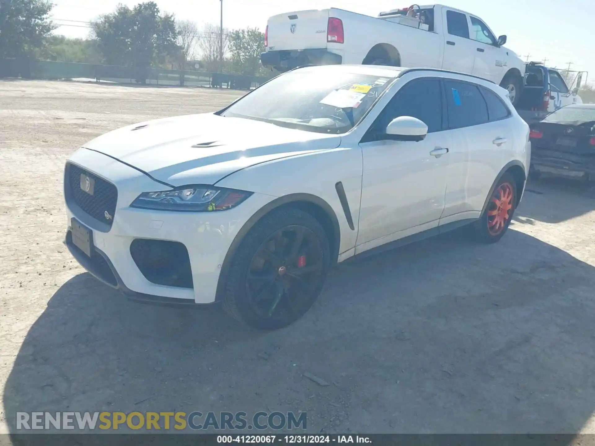 2 Photograph of a damaged car SADCZ2EE9LA630346 JAGUAR F-PACE 2020