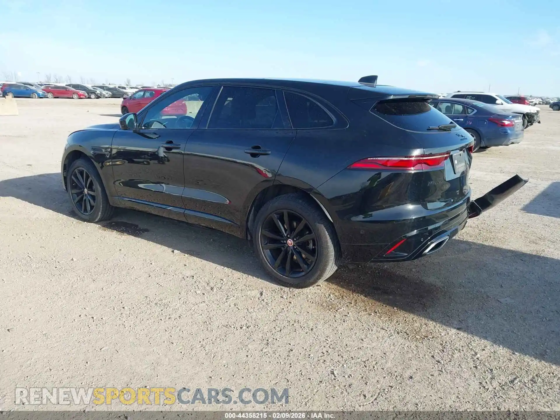 3 Photograph of a damaged car SADCJ2EU4MA666073 JAGUAR F-PACE 2021