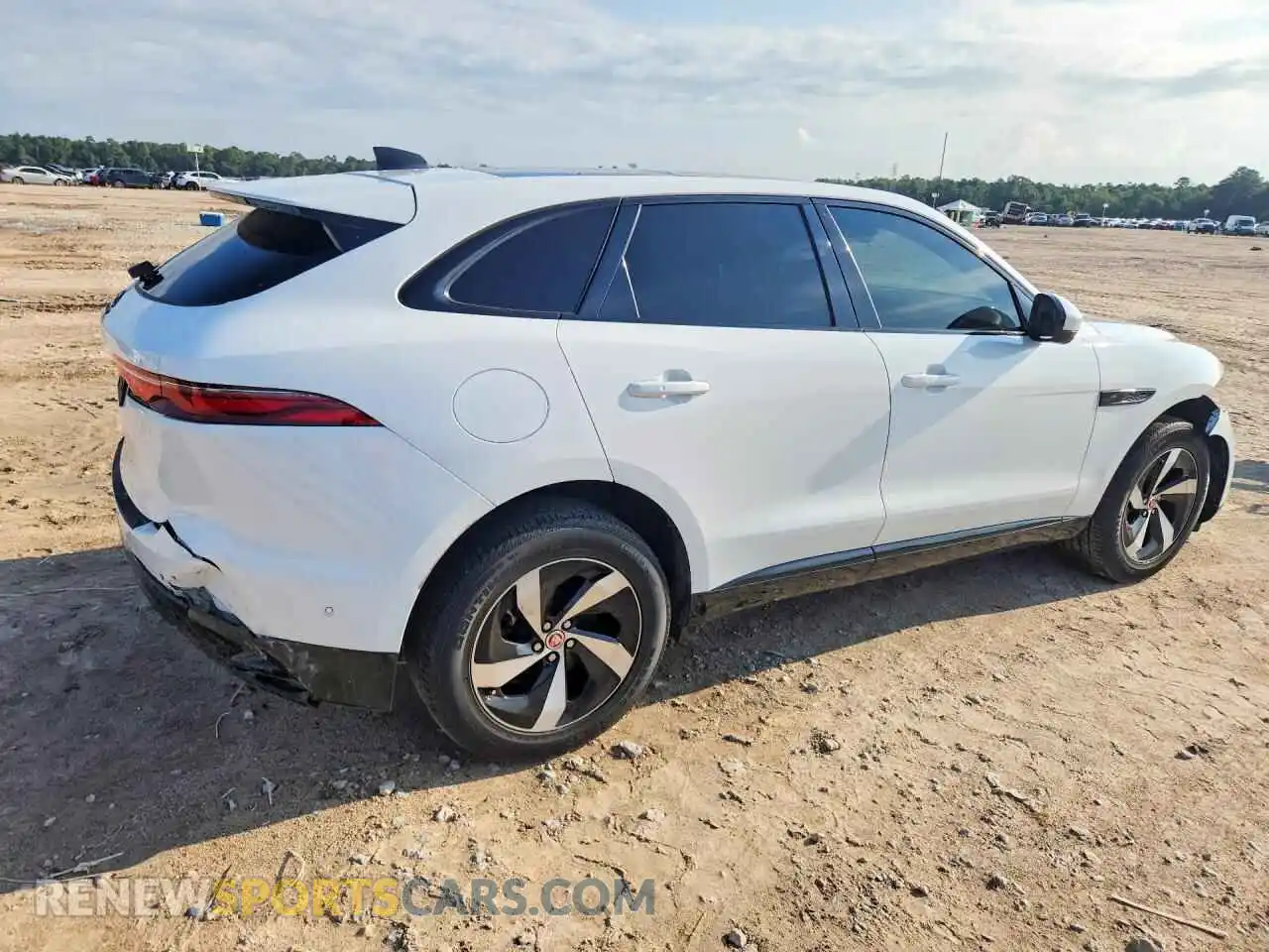3 Photograph of a damaged car SADCJ2EU8MA668201 JAGUAR F-PACE 2021
