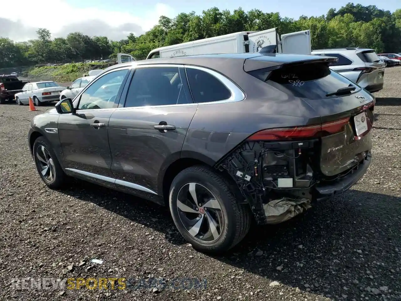 2 Photograph of a damaged car SADCJ2EX0MA686542 JAGUAR F-PACE 2021