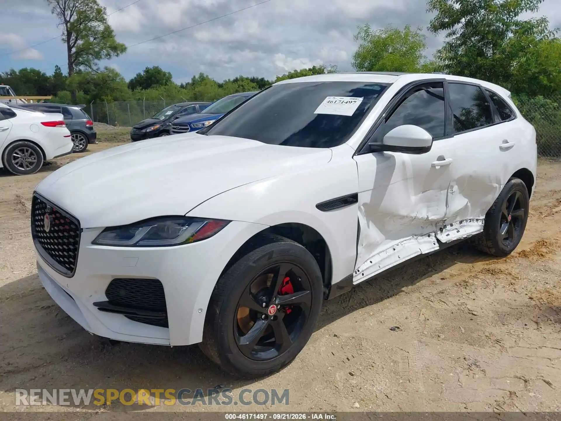 2 Фотография поврежденного автомобиля SADCJ2EX3MA668343 JAGUAR F-PACE 2021