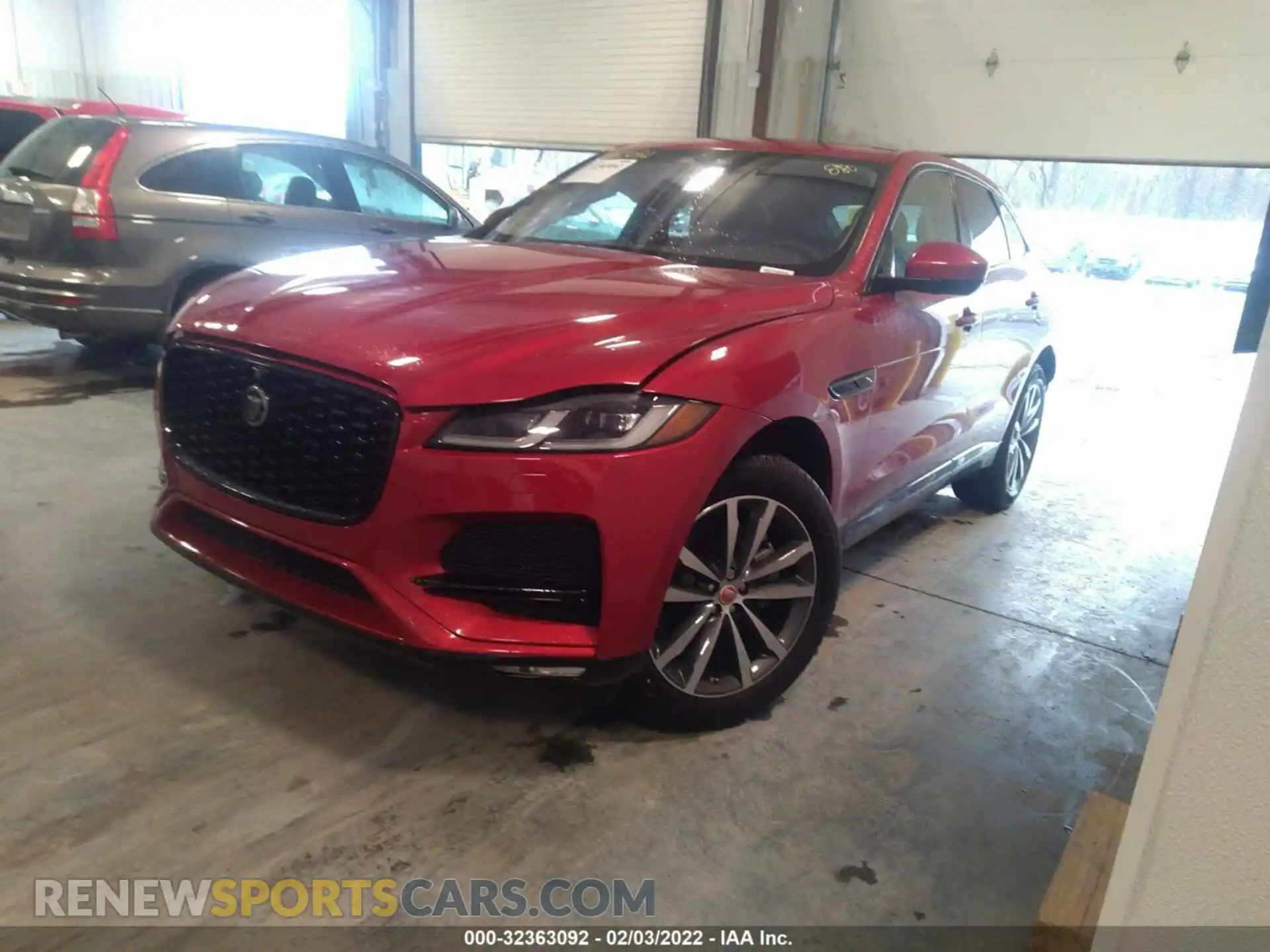 2 Photograph of a damaged car SADCJ2EX6MA674802 JAGUAR F-PACE 2021
