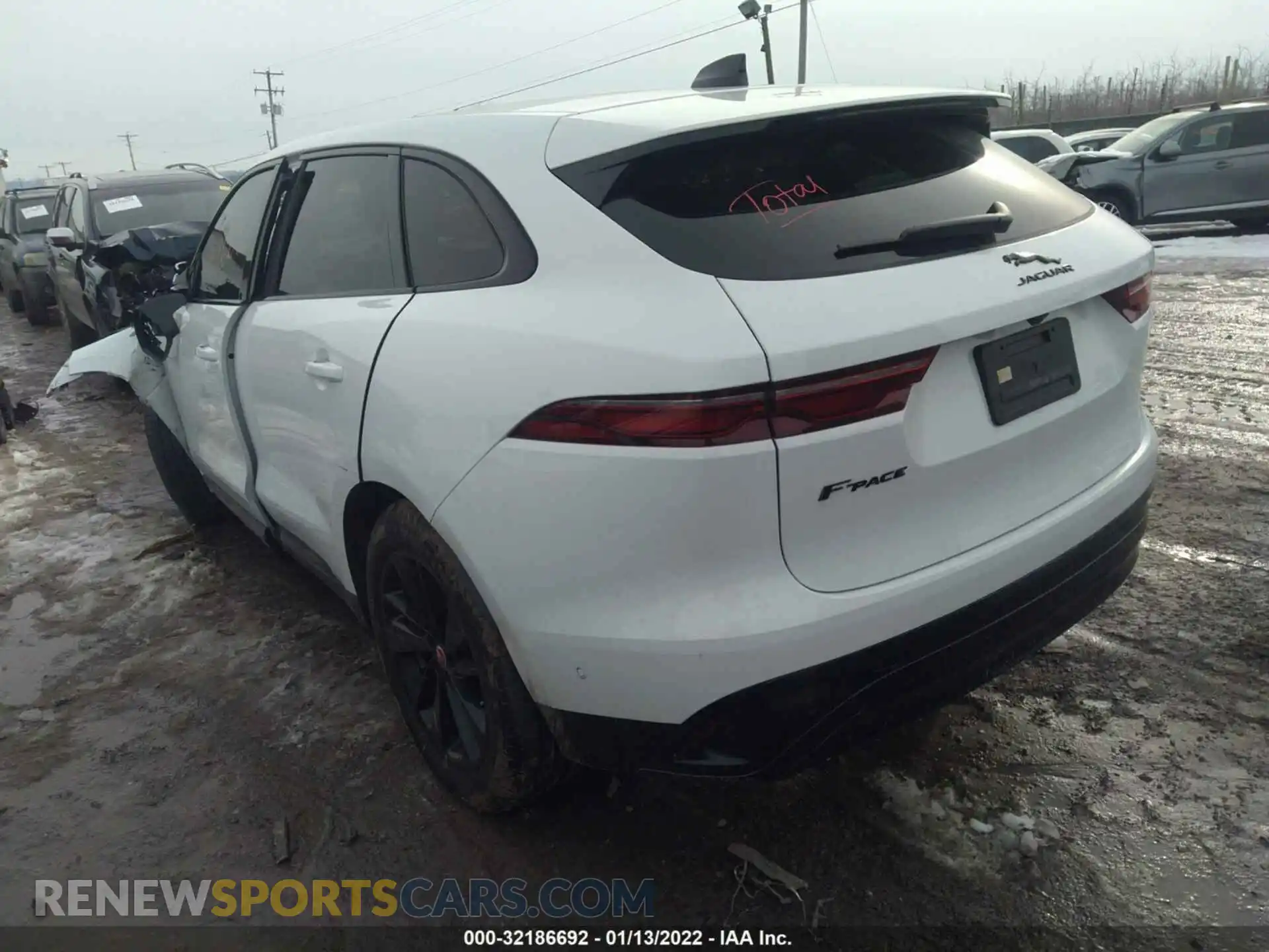 3 Photograph of a damaged car SADCJ2EX7MA666983 JAGUAR F-PACE 2021