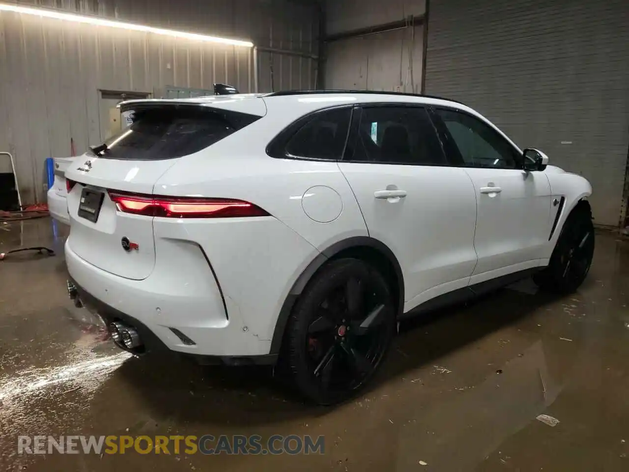 3 Photograph of a damaged car SADCZ2EE9MA683503 JAGUAR F-PACE 2021