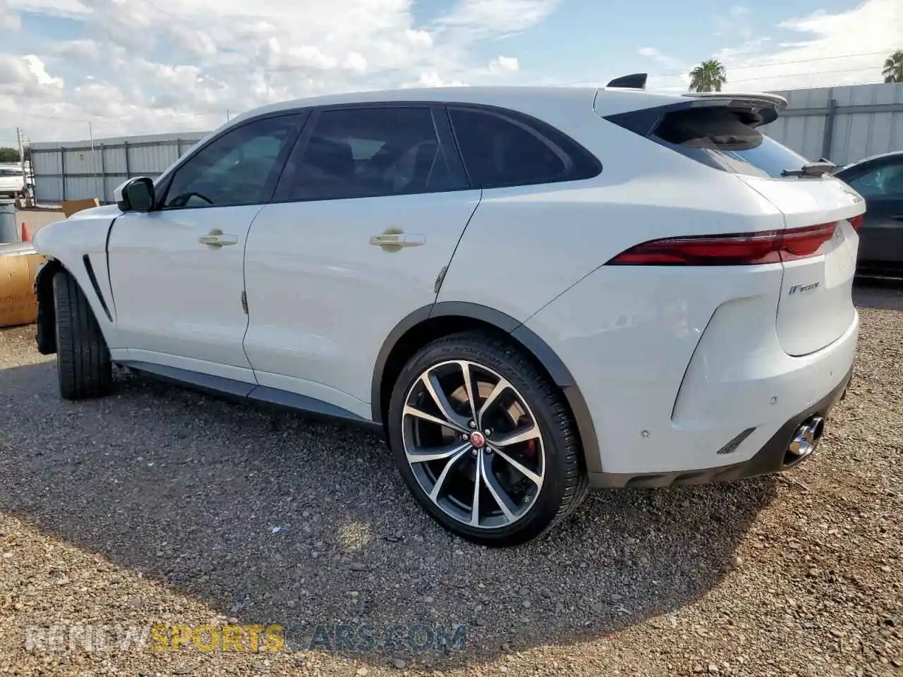2 Photograph of a damaged car SADCZ2EEXMA668721 JAGUAR F-PACE 2021