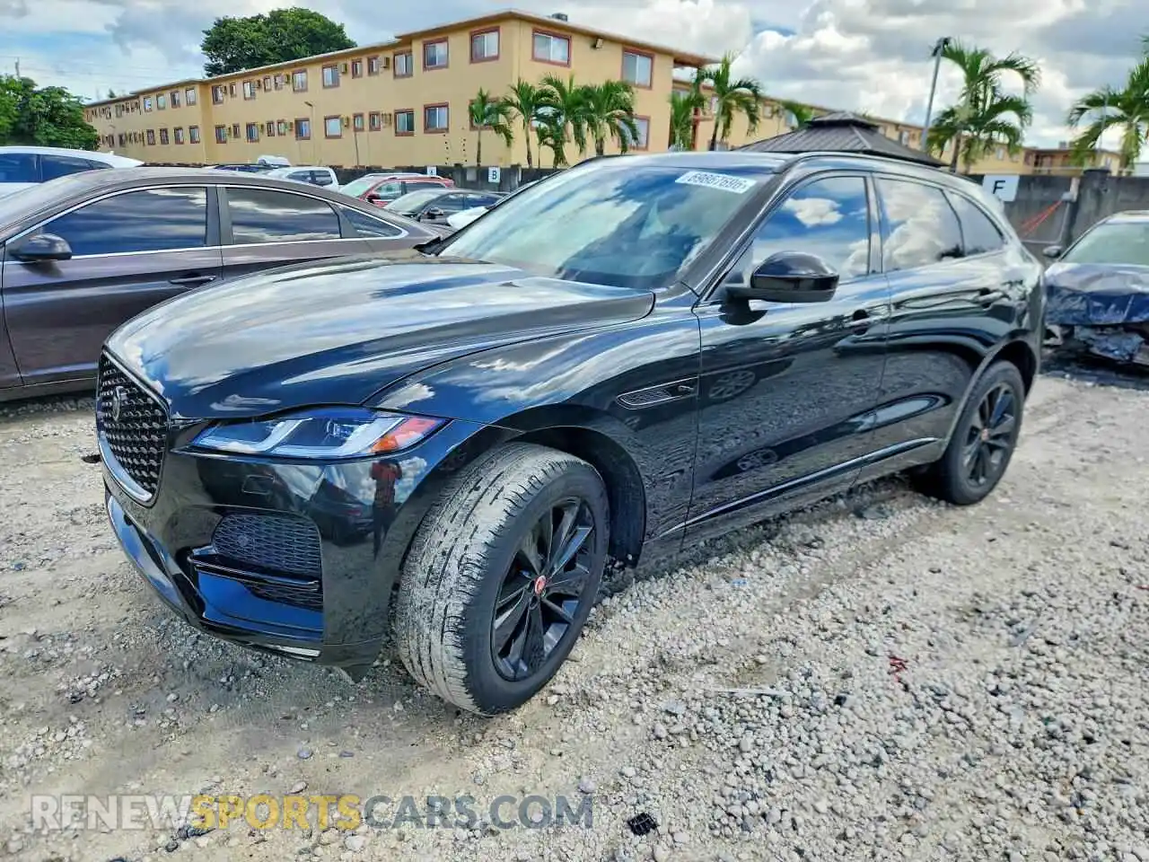 1 Photograph of a damaged car SADCJ2EX1NA702006 JAGUAR F-PACE 2022