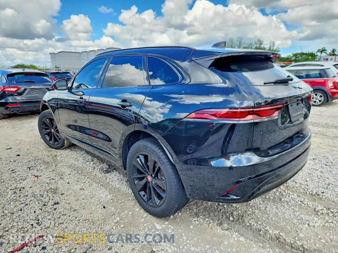 2 Photograph of a damaged car SADCJ2EX1NA702006 JAGUAR F-PACE 2022