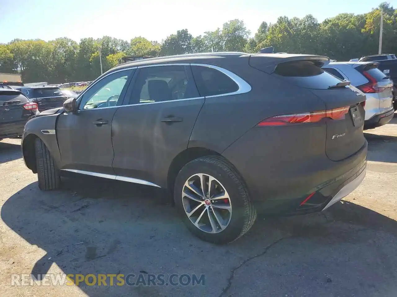 2 Фотография поврежденного автомобиля SADCJ2EX4NA701349 JAGUAR F-PACE 2022
