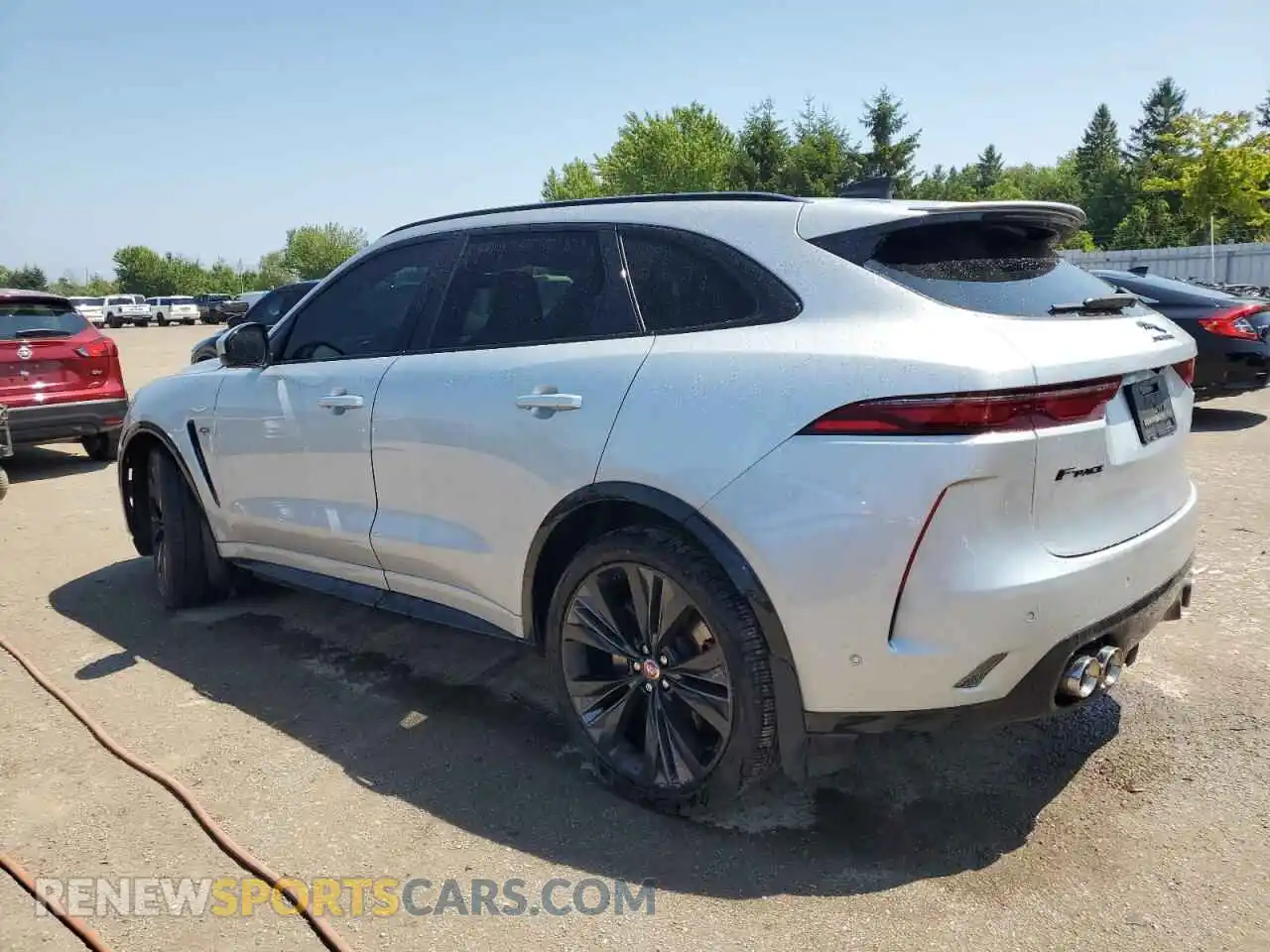2 Photograph of a damaged car SADCZ2EE0NA694021 JAGUAR F-PACE 2022