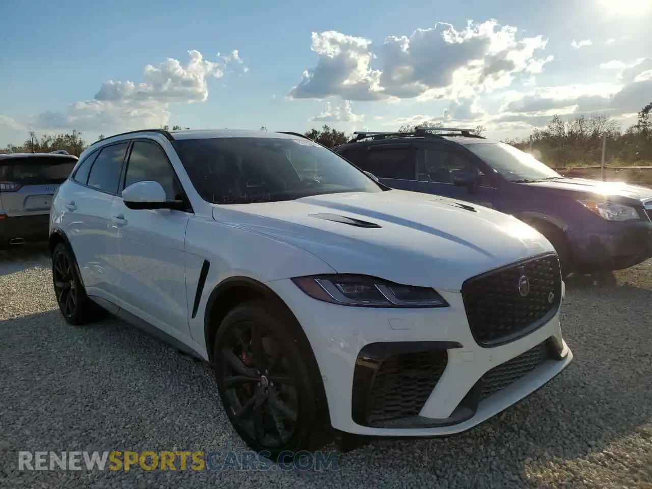 1 Photograph of a damaged car SADCZ2EE0NA697260 JAGUAR F-PACE 2022