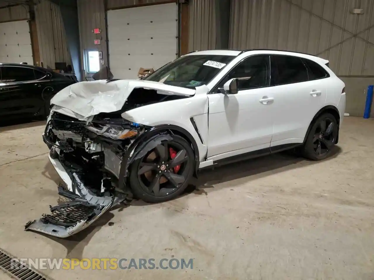 1 Фотография поврежденного автомобиля SADCZ2EE9NA692588 JAGUAR F-PACE 2022