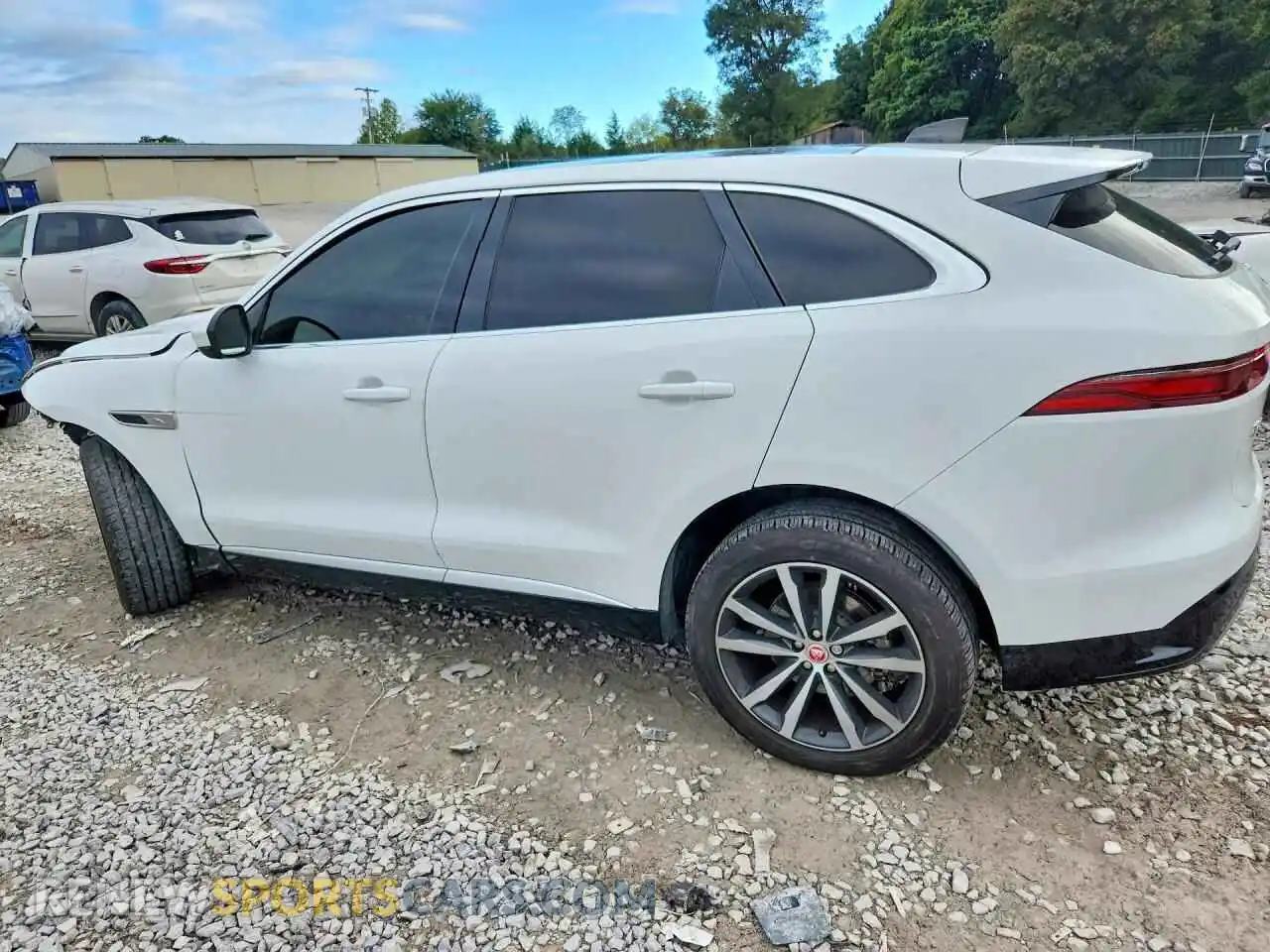 2 Photograph of a damaged car SADCJ2EX4PA710572 JAGUAR F-PACE 2023
