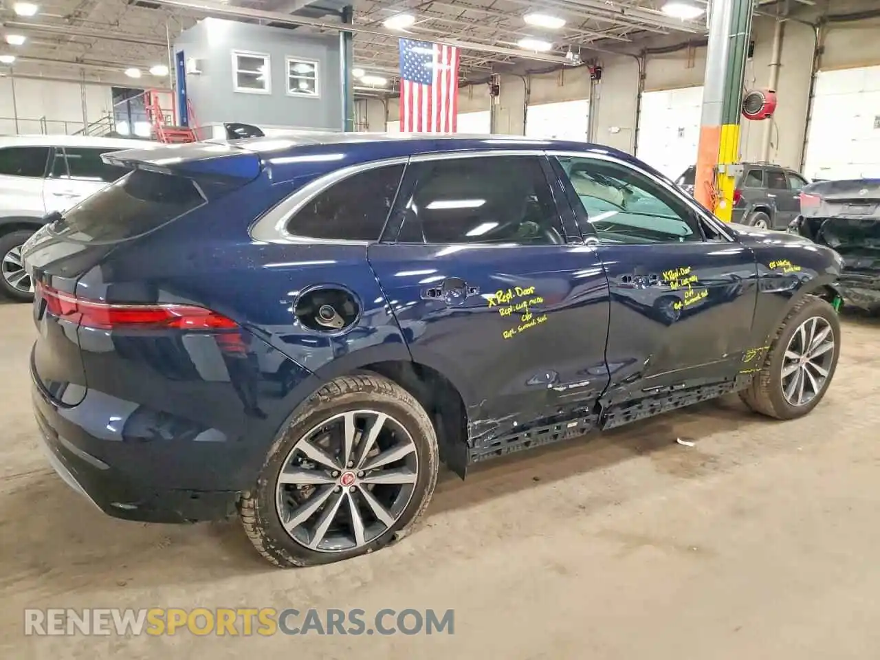 3 Photograph of a damaged car SADCJ2EX4PA714069 JAGUAR F-PACE 2023