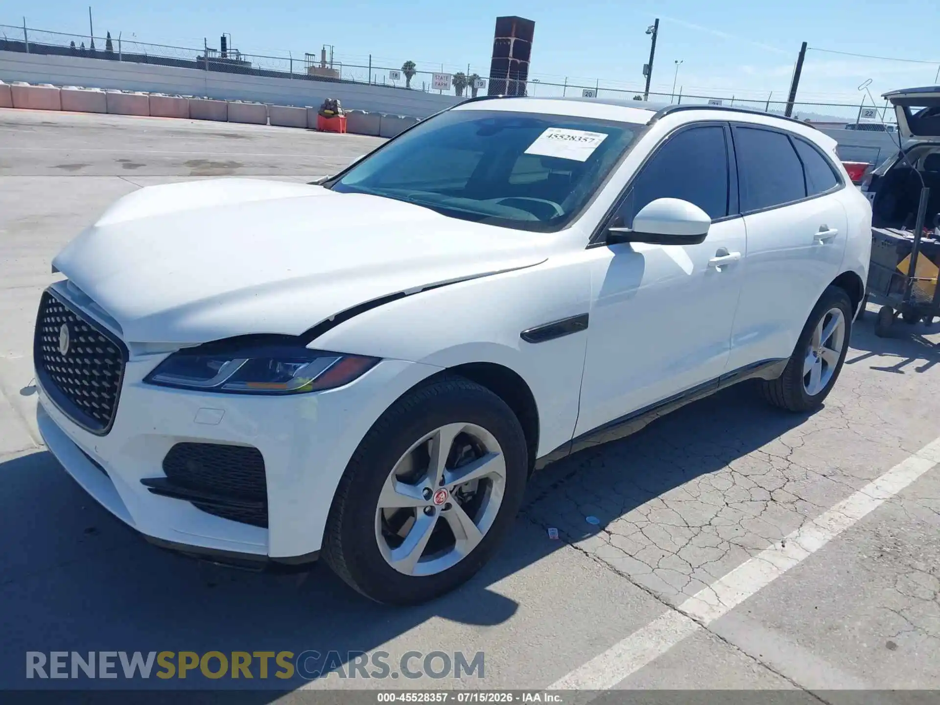 2 Photograph of a damaged car SADCJ2EXXPA713248 JAGUAR F-PACE 2023