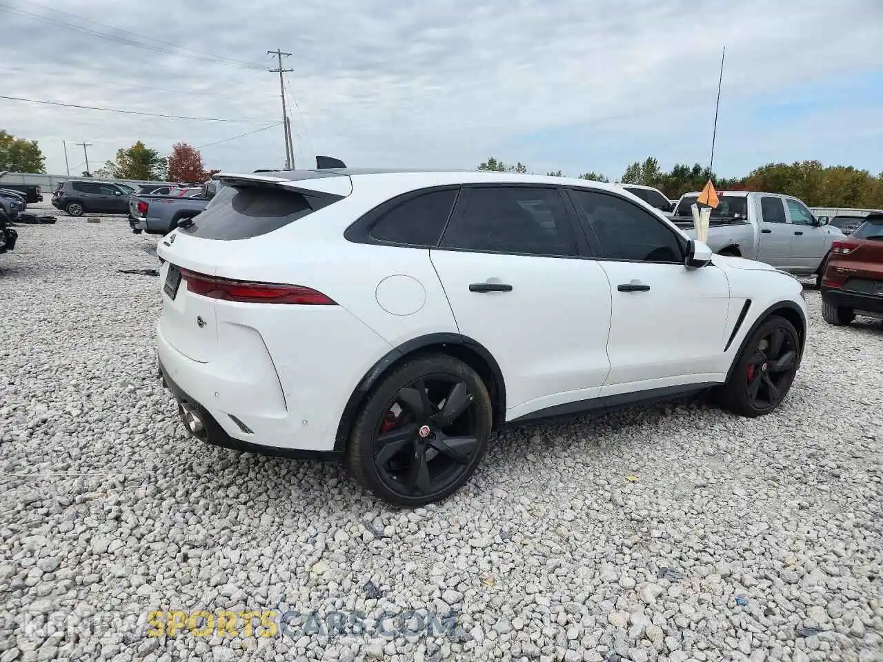 3 Photograph of a damaged car SADCZ2EE1PA704350 JAGUAR F-PACE 2023