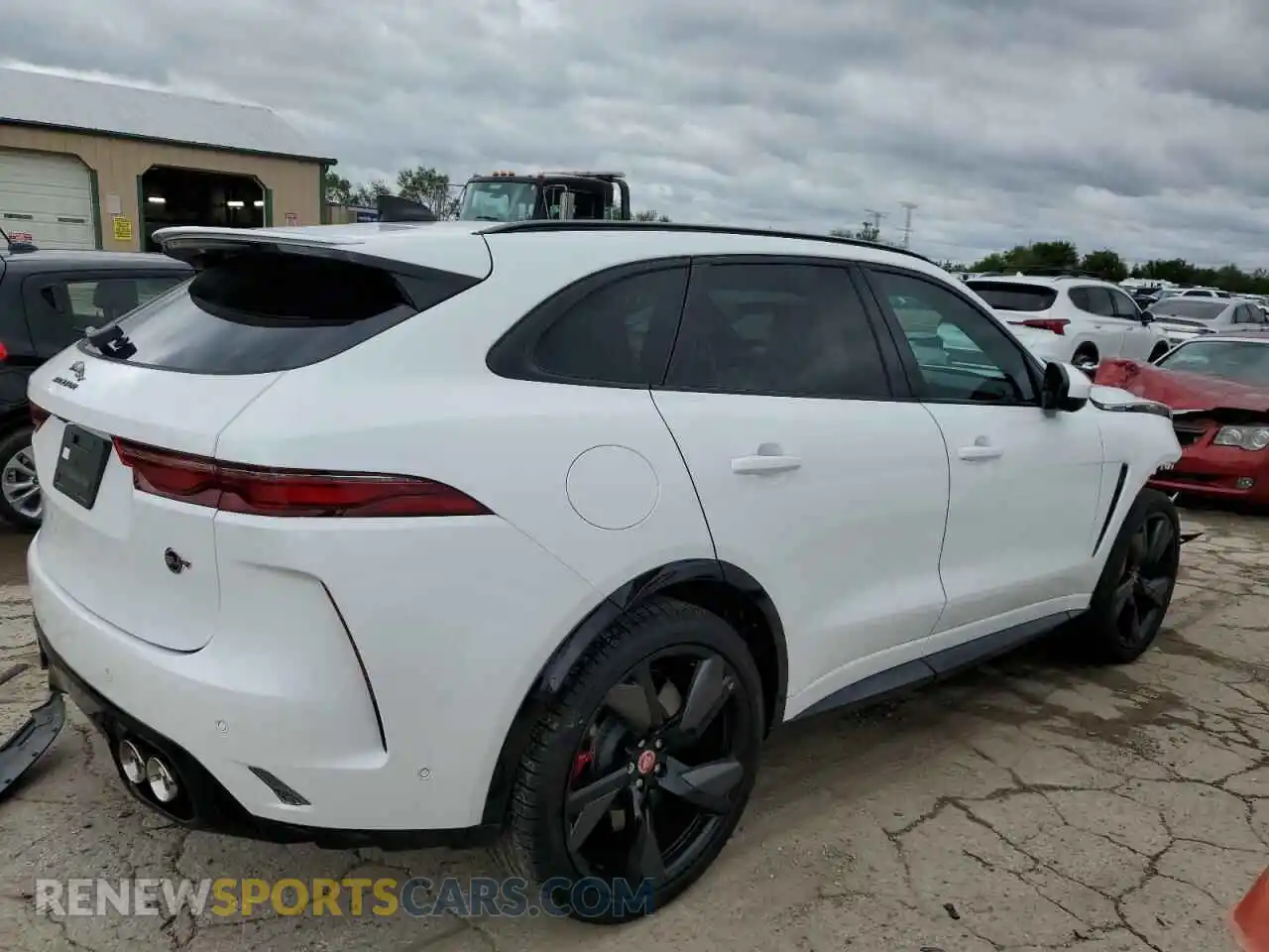 3 Photograph of a damaged car SADCZ2EE6PA712007 JAGUAR F-PACE 2023