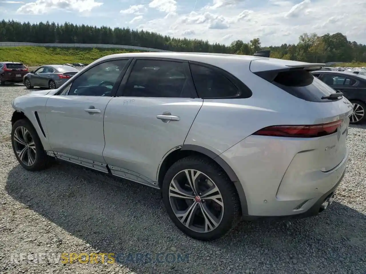 2 Photograph of a damaged car SADCZ2EE9PA708761 JAGUAR F-PACE 2023